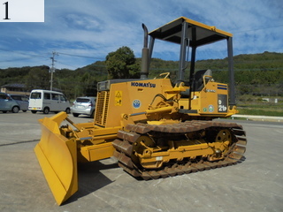 中古建設機械 中古 コマツ KOMATSU ブルドーザ  D21P-8