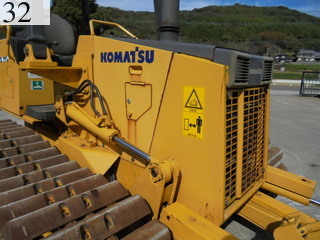 中古建設機械 中古 コマツ KOMATSU ブルドーザ  D21P-8