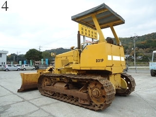 中古建設機械 中古 コマツ KOMATSU ブルドーザ  D31P-18