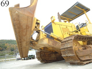 中古建設機械 中古 コマツ KOMATSU ブルドーザ  D31P-18