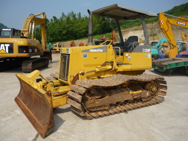 Used Construction Machine Used KOMATSU KOMATSU Bulldozer  D31P-20E