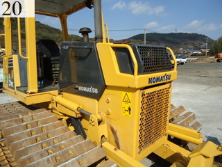 中古建設機械 中古 コマツ KOMATSU ブルドーザ  D31PX-21