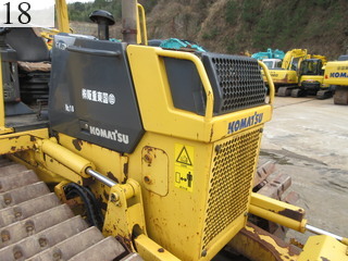 中古建設機械 中古 コマツ KOMATSU ブルドーザ  D31PX-21