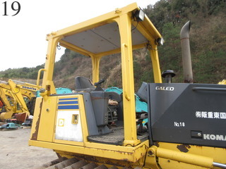 中古建設機械 中古 コマツ KOMATSU ブルドーザ  D31PX-21