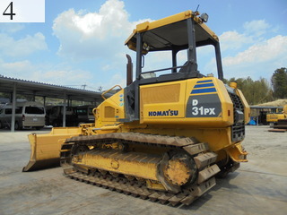 中古建設機械 中古 コマツ KOMATSU ブルドーザ  D31PX-22