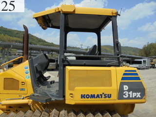 中古建設機械 中古 コマツ KOMATSU ブルドーザ  D31PX-22