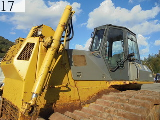 中古建設機械 中古 コマツ KOMATSU ブルドーザ  D65P-12E