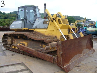 中古建設機械 中古 コマツ KOMATSU ブルドーザ  D65P-12E