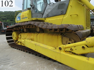 中古建設機械 中古 コマツ KOMATSU ブルドーザ  D65P-12