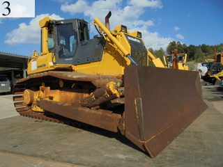 中古建設機械 中古 コマツ KOMATSU ブルドーザ  D65PX-15E0