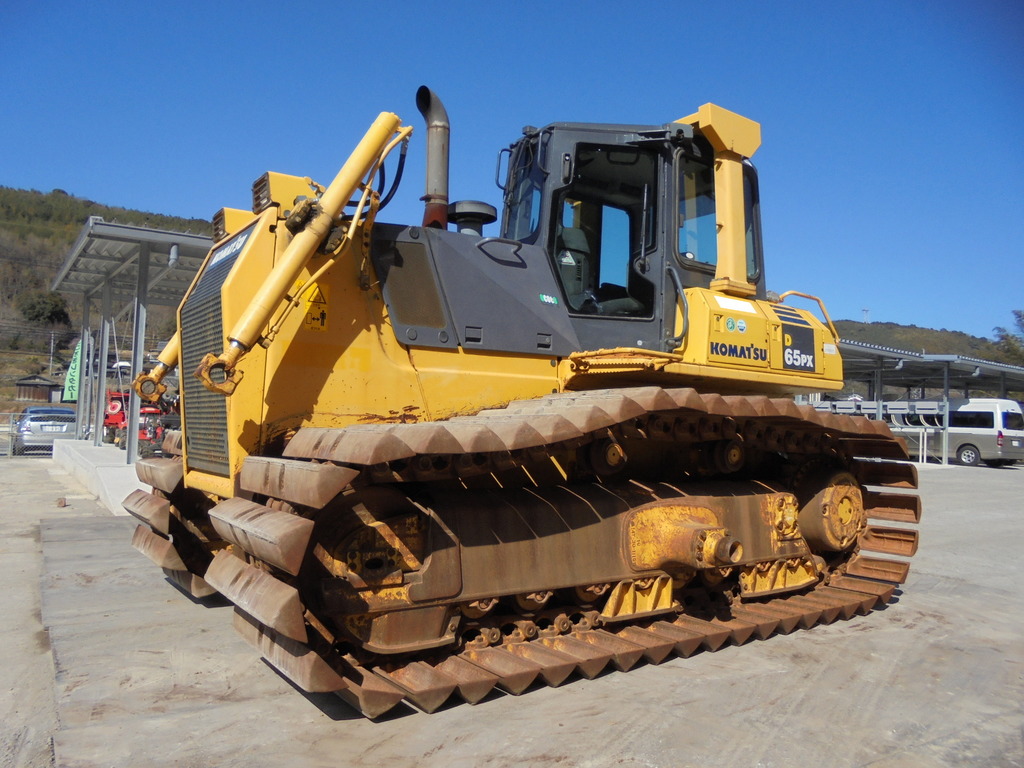 中古建設機械 中古 コマツ KOMATSU ブルドーザ  D65PX-15E0