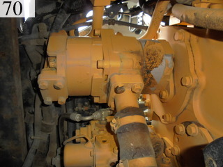 中古建設機械 中古 コマツ KOMATSU ブルドーザ  D65PX-15E0