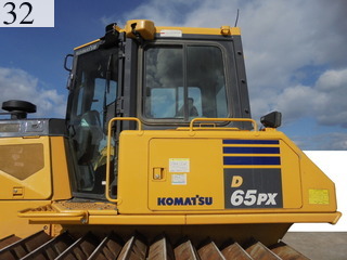 中古建設機械 中古 コマツ KOMATSU ブルドーザ  D65PX-17