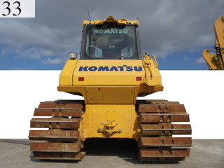 中古建設機械 中古 コマツ KOMATSU ブルドーザ  D65PX-17