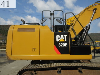 中古建設機械 中古 キャタピラー CAT 油圧ショベル・バックホー ０．７－０．９立米 320E-2