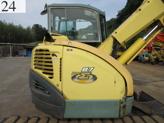 Used Construction Machine Used YANMAR YANMAR Excavator 0.2-0.3m3 B7-5A