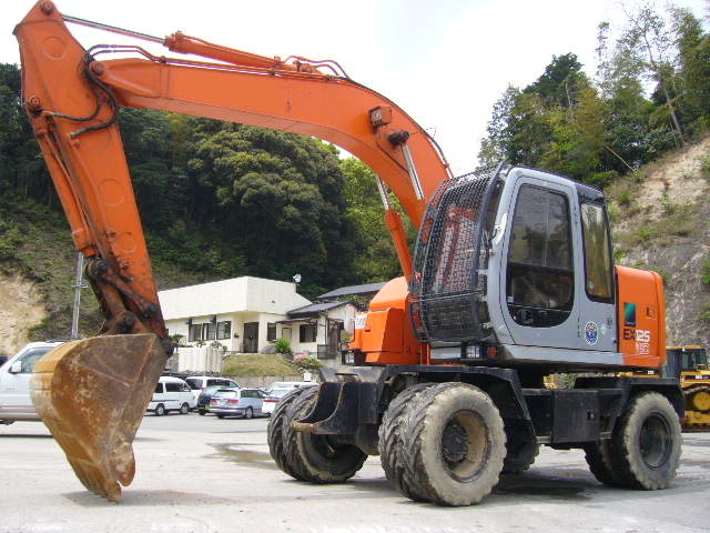 中古建設機械 中古 日立建機 HITACHI 油圧ショベル・バックホー ホイール式油圧ショベル EX125WD-5