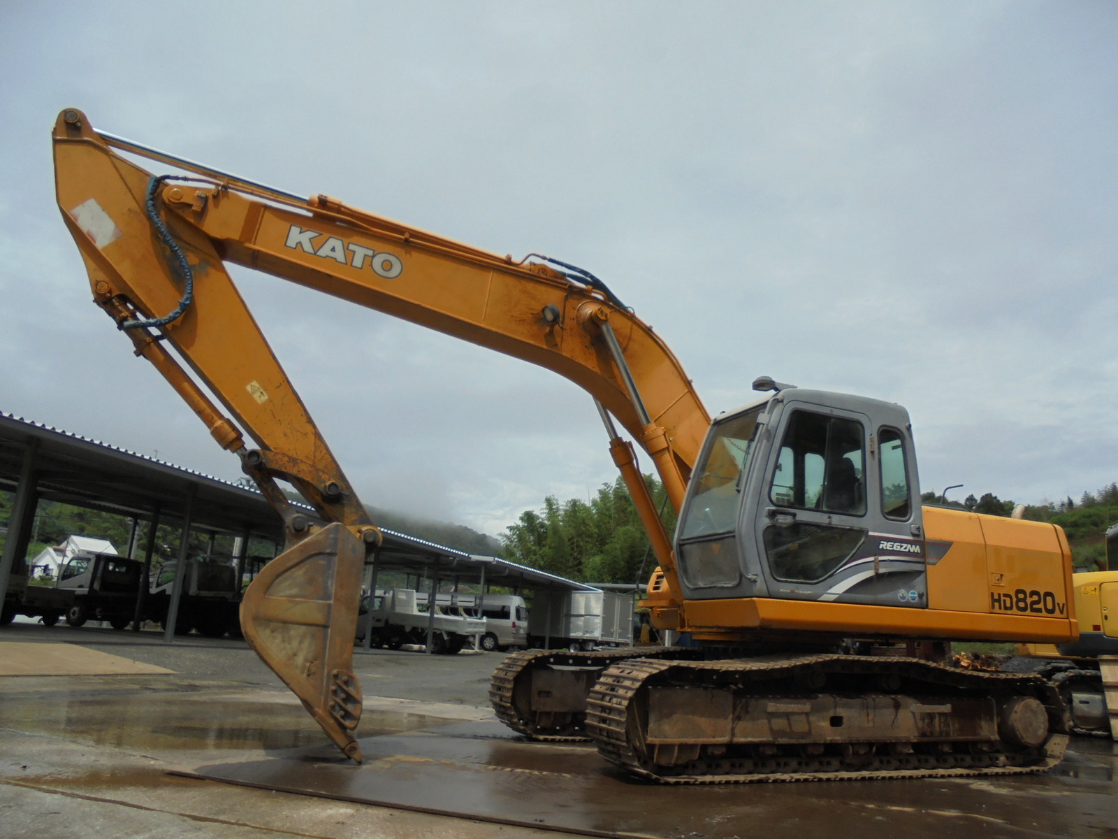 Used Construction Machine Used KATO WORKS KATO WORKS Excavator 0.7-0.9m3 HD820V