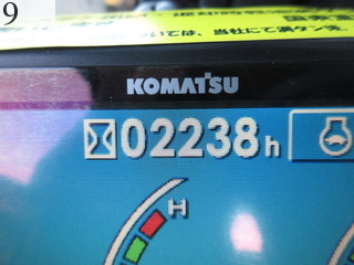 中古建設機械 中古 コマツ KOMATSU 油圧ショベル・バックホー ０．４－０．５立米 PC120-8