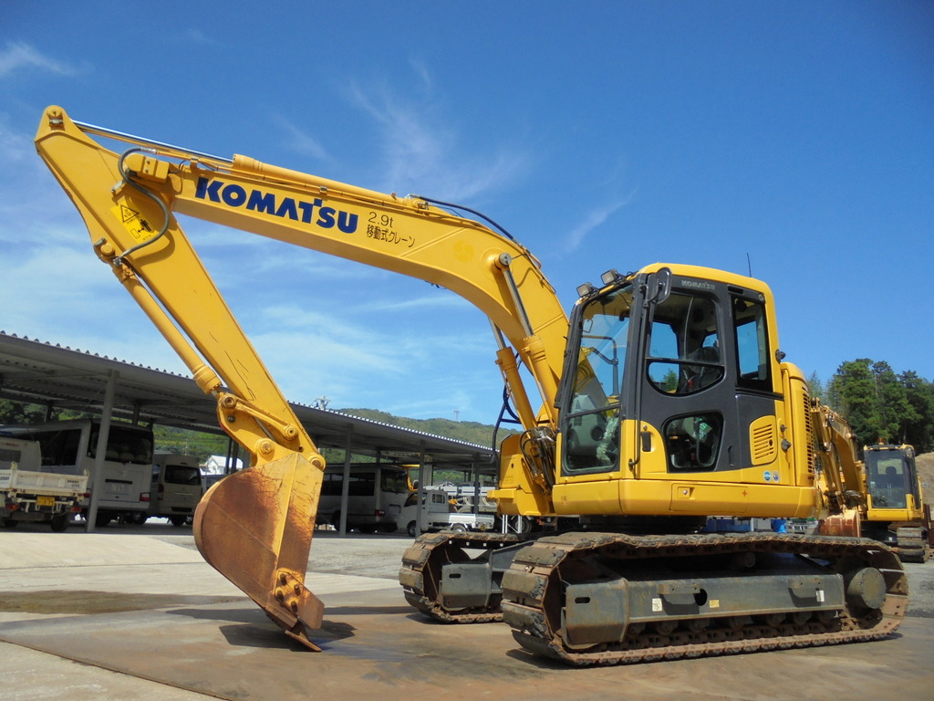 中古建設機械 中古 コマツ KOMATSU 油圧ショベル・バックホー ０．４－０．５立米 PC138US-10