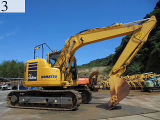 中古建設機械 中古 コマツ KOMATSU 油圧ショベル・バックホー ０．４－０．５立米 PC138US-10