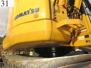 中古建設機械 中古 コマツ KOMATSU 油圧ショベル・バックホー ０．４－０．５立米 PC138US-8