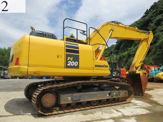 中古建設機械 中古 コマツ KOMATSU 油圧ショベル・バックホー ０．７－０．９立米 PC200-10