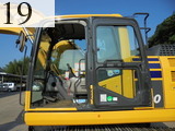 中古建設機械 中古 コマツ KOMATSU 油圧ショベル・バックホー ０．７－０．９立米 PC200-10