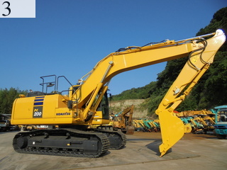 中古建設機械 中古 コマツ KOMATSU 油圧ショベル・バックホー ０．７－０．９立米 PC200-10