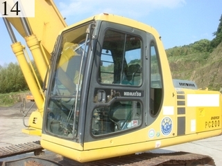 中古建設機械 中古 コマツ KOMATSU 油圧ショベル・バックホー ０．７－０．９立米 PC200-6E