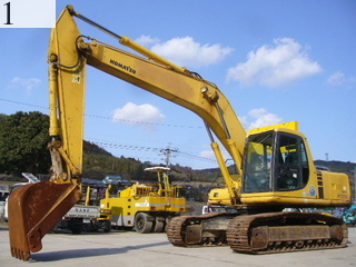 中古建設機械 中古 コマツ KOMATSU 油圧ショベル・バックホー ０．７－０．９立米 PC200-6E