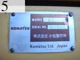 中古建設機械 中古 コマツ KOMATSU 油圧ショベル・バックホー ０．７－０．９立米 PC200-6M