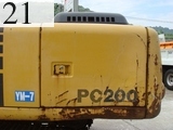 中古建設機械 中古 コマツ KOMATSU 油圧ショベル・バックホー ０．７－０．９立米 PC200-6