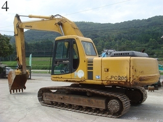 中古建設機械 中古 コマツ KOMATSU 油圧ショベル・バックホー ０．７－０．９立米 PC200-6