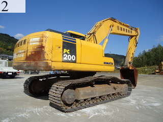 中古建設機械 中古 コマツ KOMATSU 油圧ショベル・バックホー ０．７－０．９立米 PC200-7