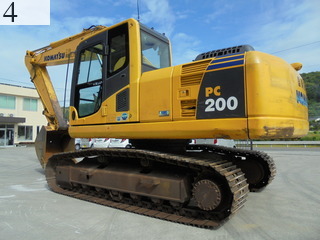 中古建設機械 中古 コマツ KOMATSU 油圧ショベル・バックホー ０．７－０．９立米 PC200-8N1