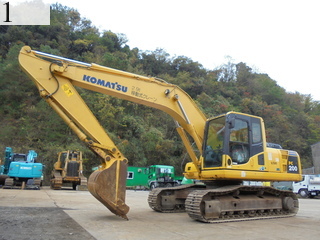 中古建設機械 中古 コマツ KOMATSU 油圧ショベル・バックホー ０．７－０．９立米 PC200-8N1