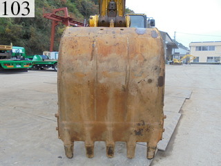 中古建設機械 中古 コマツ KOMATSU 油圧ショベル・バックホー ０．７－０．９立米 PC200-8N1