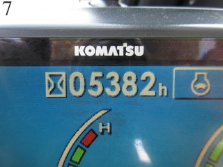 中古建設機械 中古 コマツ KOMATSU 油圧ショベル・バックホー ０．７－０．９立米 PC200LC-8N1