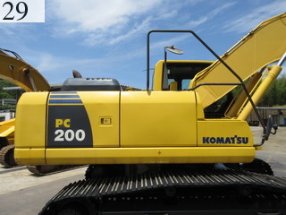 中古建設機械 中古 コマツ KOMATSU 油圧ショベル・バックホー ０．７－０．９立米 PC200LC-8N1