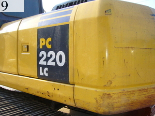 中古建設機械 中古 コマツ KOMATSU 油圧ショベル・バックホー ０．７－０．９立米 PC220LC-7