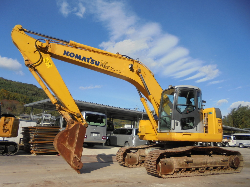 中古建設機械 中古 コマツ KOMATSU 油圧ショベル・バックホー ０．７－０．９立米 PC228US-3E0