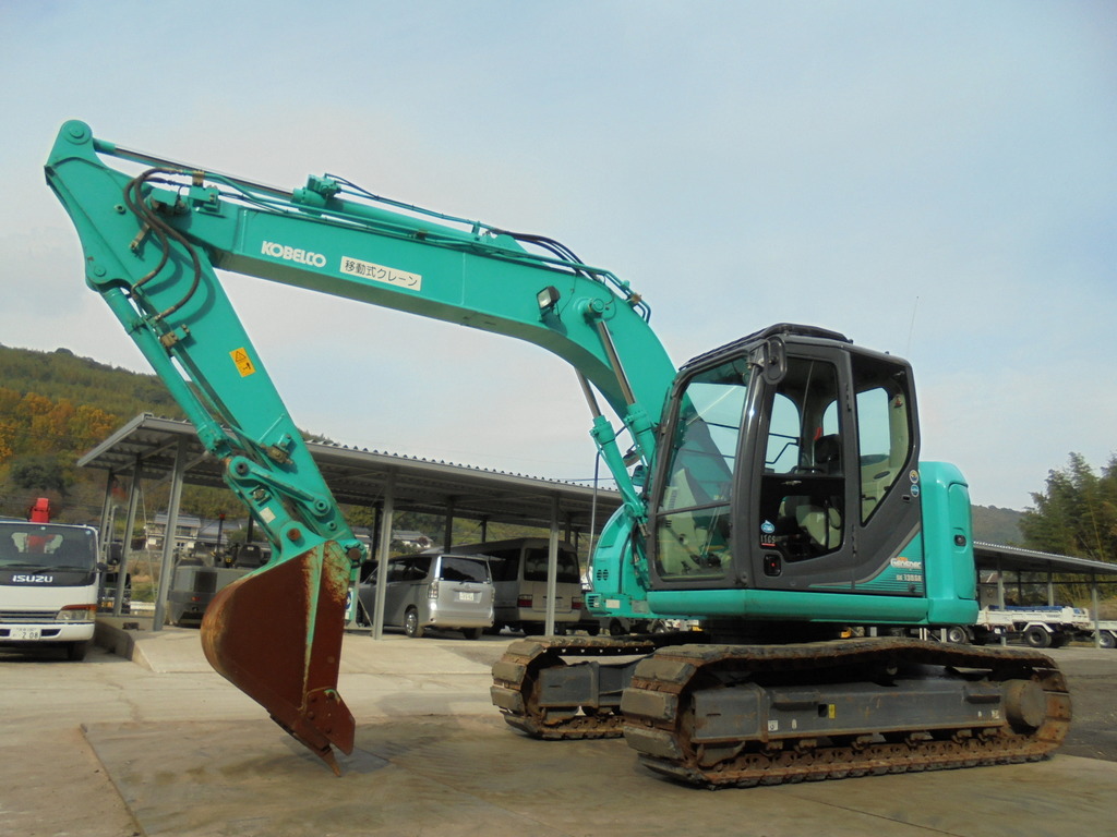 中古建設機械 中古 コベルコ建機 KOBELCO 油圧ショベル・バックホー ０．４－０．５立米 SK135SR-3