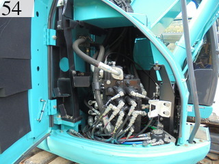 中古建設機械 中古 コベルコ建機 KOBELCO 油圧ショベル・バックホー ０．４－０．５立米 SK135SR-3