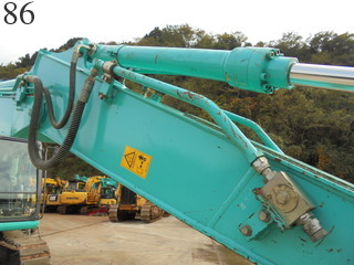 中古建設機械 中古 コベルコ建機 KOBELCO 油圧ショベル・バックホー ０．４－０．５立米 SK135SR-3