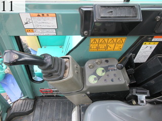 中古建設機械 中古 ヤンマーディーゼル YANMAR 油圧ショベル・バックホー ０．２－０．３立米 ViO70-3A