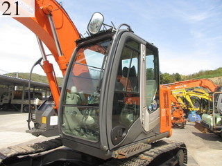 中古建設機械 中古 日立建機 HITACHI 油圧ショベル・バックホー ０．４－０．５立米 ZX135US-3