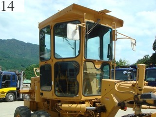 中古建設機械 中古 コマツ KOMATSU モーターグレーダー アーティキュレート式 GD300A-1