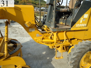 中古建設機械 中古 コマツ KOMATSU モーターグレーダー アーティキュレート式 GD355A-1