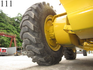 中古建設機械 中古 コマツ KOMATSU モーターグレーダー アーティキュレート式 GD355A-3